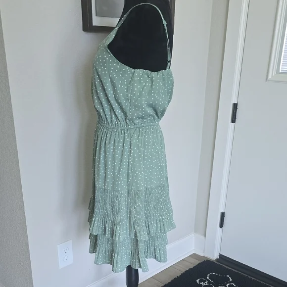 She + Sky Green Tiered Mini Sundress - Picture 2 of 6